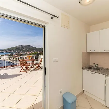 Apartment Awesome In Poljica With Wifi Poljica (Trogir)